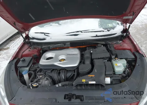 2018 Hyundai Sonata Hybrid Se from USA, damaged, VIN KMHE24L32JA079515